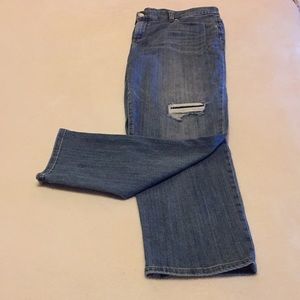 Chicos So Skimming distressed jeans. Size 2